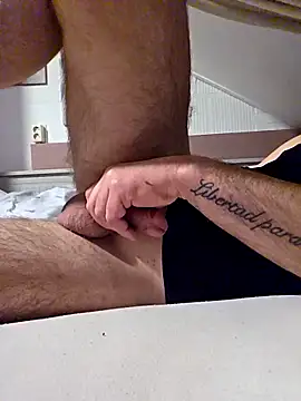 Snapshot of Danleymmm chatting on 03-04-26, 03:01 Danleymmm online show from 03-04-26, 03:01