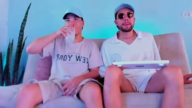 alex and christhoper online show from 05-20-26, 07:09