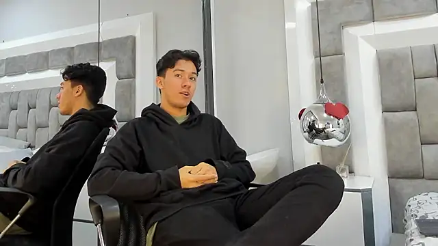 Austin Reedss online show from 02-26-26, 12:15