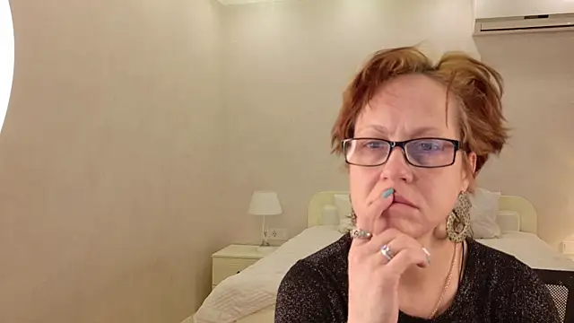 LioraWeiss online show from 03-27-26, 07:58