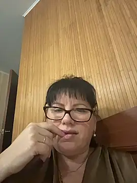 Snapshot of expensive_lady chatting on 02-28-26, 05:47 expensive lady online show from 02-28-26, 05:47