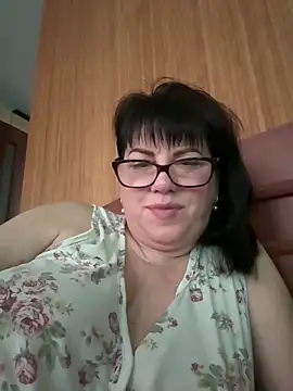 expensive lady online show from 03-28-26, 08:14