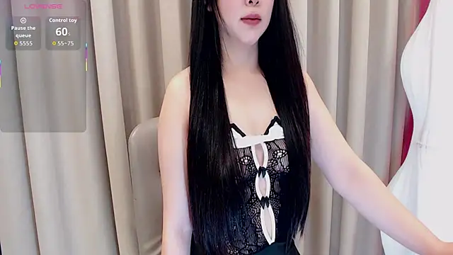 daniela-rush online show from 03-25-26, 01:22