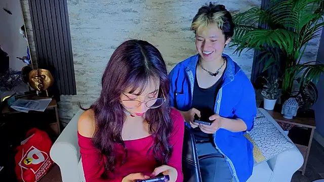 Snapshot of RedHood_1 chatting on 03-03-26, 02:23 RedHood 1 online show from 03-03-26, 02:23