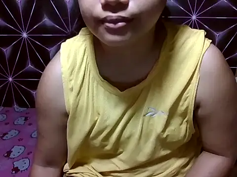 Flowerbebe online show from 03-31-26, 04:13