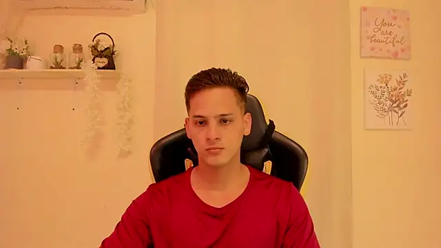 Snapshot of sexy_andres01 chatting on 05-01-26, 02:10 sexy andres01 online show from 05-01-26, 02:10
