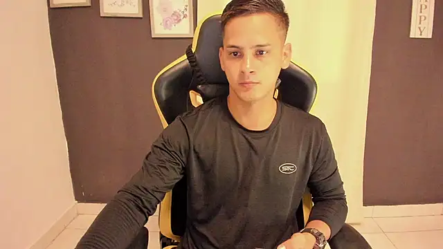 sexy andres01 online show from 07-28-26, 01:43