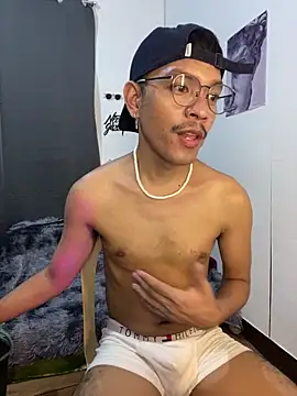 asian darlingcummersxXx online show from 05-05-26, 07:05
