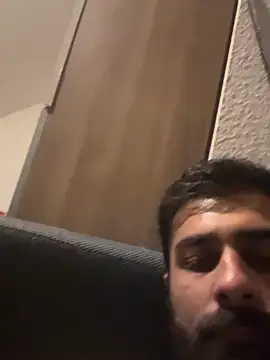 Snapshot of Shayan_021_Private chatting on 05-27-26, 09:23 Shayan 021 Private online show from 05-27-26, 09:23