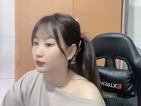 Sunny2868 online show from 03-13-26, 05:58