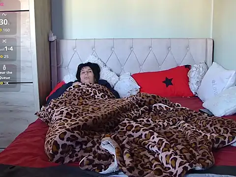 Snapshot of tess1980 chatting on 02-27-26, 07:08 tess1980 online show from 02-27-26, 07:08