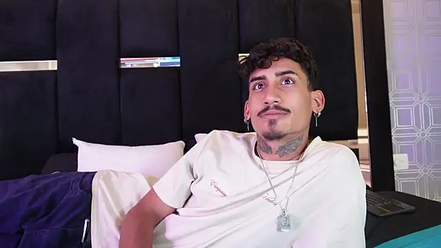 Dark Eros  online show from 03-12-26, 07:53