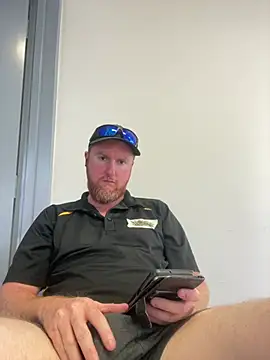 Snapshot of Freddybobby chatting on 03-04-26, 08:31 Freddybobby online show from 03-04-26, 08:31