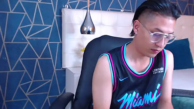 Snapshot of EriickFerrer chatting on 03-02-26, 02:03 EriickFerrer online show from 03-02-26, 02:03