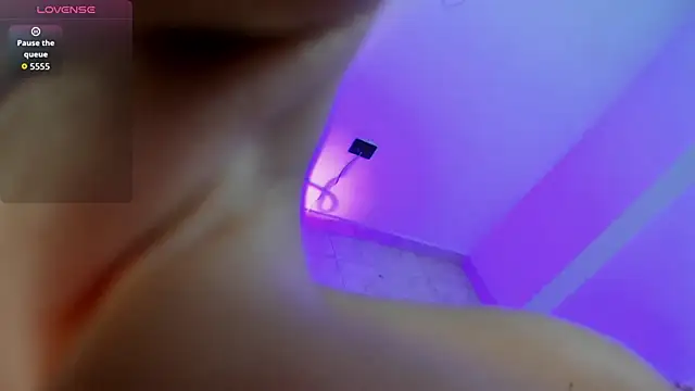 Snapshot of goldencurly_18 chatting on 03-02-26, 12:56 goldencurly 18 online show from 03-02-26, 12:56