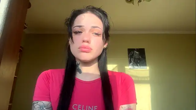 Jennifer anniston online show from 03-12-26, 02:34