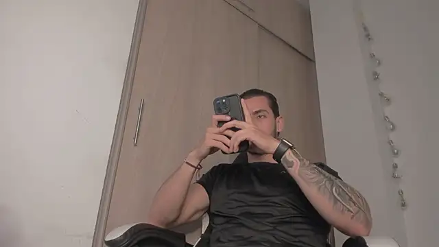 Axel  Blaze online show from 03-27-26, 12:16