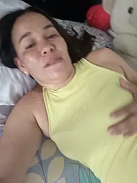 Snapshot of mari9312 chatting on 03-02-26, 05:42 mari9312 online show from 03-02-26, 05:42