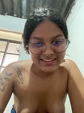 Snapshot of prettydall chatting on 03-01-26, 04:42 prettydall online show from 03-01-26, 04:42