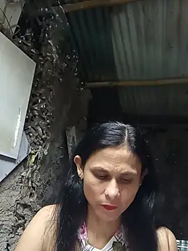 Snapshot of yuliitza4 chatting on 06-29-26, 11:49 yuliitza4 online show from 06-29-26, 11:49