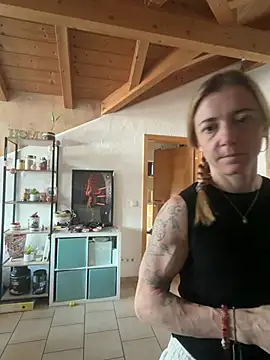 Snapshot of FitAnna chatting on 03-02-26, 02:57 FitAnna online show from 03-02-26, 02:57