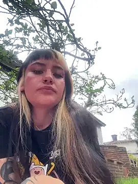 Snapshot of Sara_92 chatting on 03-03-26, 05:52 Sara 92 online show from 03-03-26, 05:52