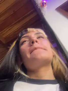 Sara 92 online show from 03-27-26, 05:23