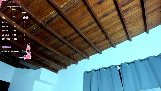 zafiro ziz online show from 04-17-26, 01:14