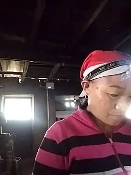 Lucie Fuzk online show from 03-19-26, 01:42