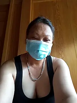 Heylen hooo online show from 05-18-26, 03:02