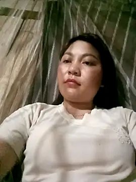 Linhna20 online show from 03-22-26, 05:05
