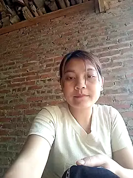 Linhna20 online show from 04-05-26, 01:58