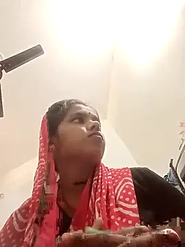 Snapshot of Hot_chani chatting on 04-03-26, 07:39 Hot chani online show from 04-03-26, 07:39