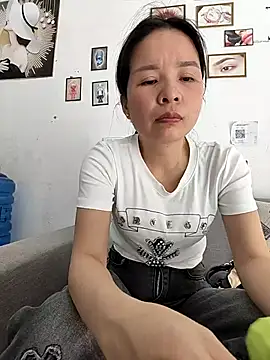 Ivy Trix2 online show from 04-02-26, 02:31