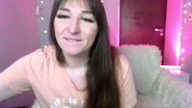 Birdie Kiss online show from 05-26-26, 09:00