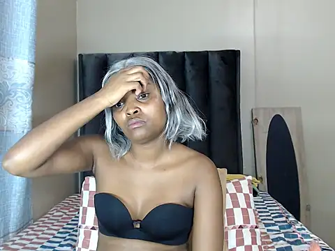 Snapshot of LexyDiana chatting on 03-02-26, 07:10 LexyDiana online show from 03-02-26, 07:10