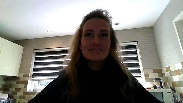 Snapshot of Lisanne30 chatting on 02-26-26, 08:35 Lisanne30 online show from 02-26-26, 08:35