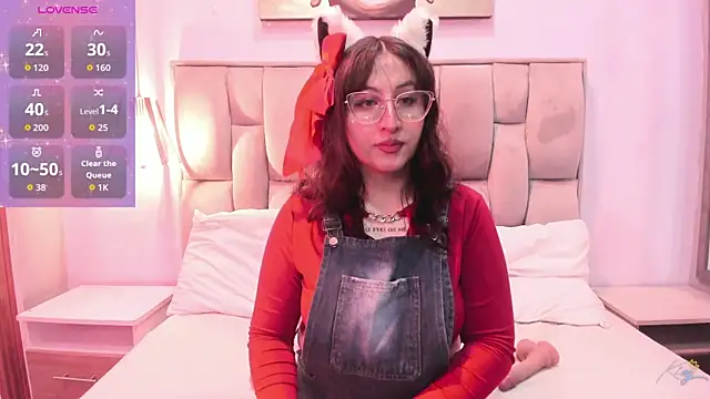 Maddie-LesYoux online show from 03-25-26, 12:22