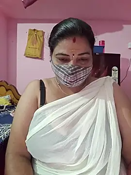 Snapshot of tamil_lathikaaa chatting on 05-14-26, 01:45 tamil lathikaaa online show from 05-14-26, 01:45