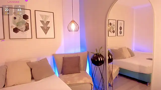 ariavelvet  online show from 03-25-26, 02:39