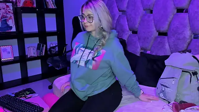 Maky Coss online show from 03-12-26, 01:17