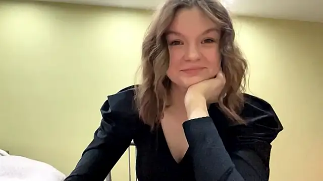 AliveCute online show from 02-27-26, 05:24