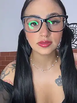 Emily cute777 online show from 03-01-26, 06:37