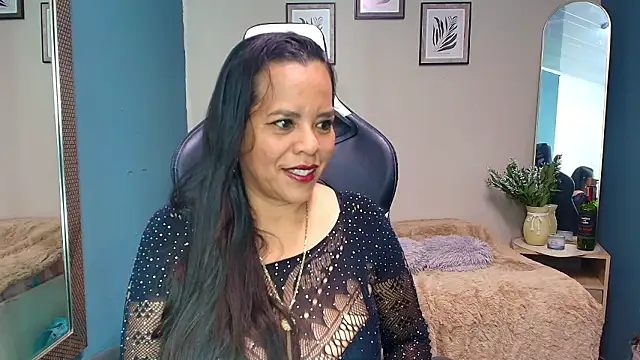 Snapshot of MaraSol chatting on 03-04-26, 11:16 MaraSol online show from 03-04-26, 11:16