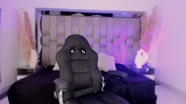 AgathaUwuDoll online show from 03-28-26, 08:30