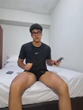 SweetMig online show from 03-04-26, 03:56