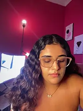 Snapshot of JennyLovett chatting on 02-26-26, 09:14 JennyLovett online show from 02-26-26, 09:14