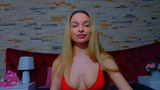 LannaSkyy online show from 04-18-26, 07:58