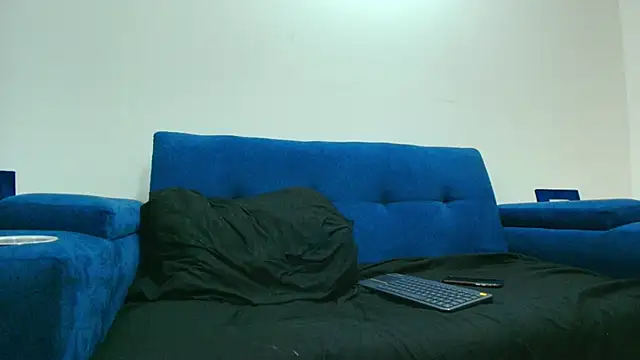 Snapshot of Skinny_Zeth chatting on 03-03-26, 11:49 Skinny Zeth online show from 03-03-26, 11:49