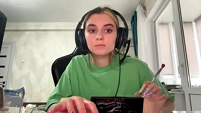 Snapshot of PluralPalaver chatting on 02-26-26, 07:07 PluralPalaver online show from 02-26-26, 07:07